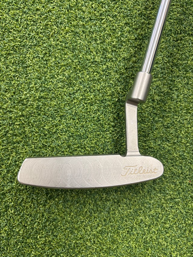 Scotty Cameron Studio Stainless Newport Beach (G33) | The Putter