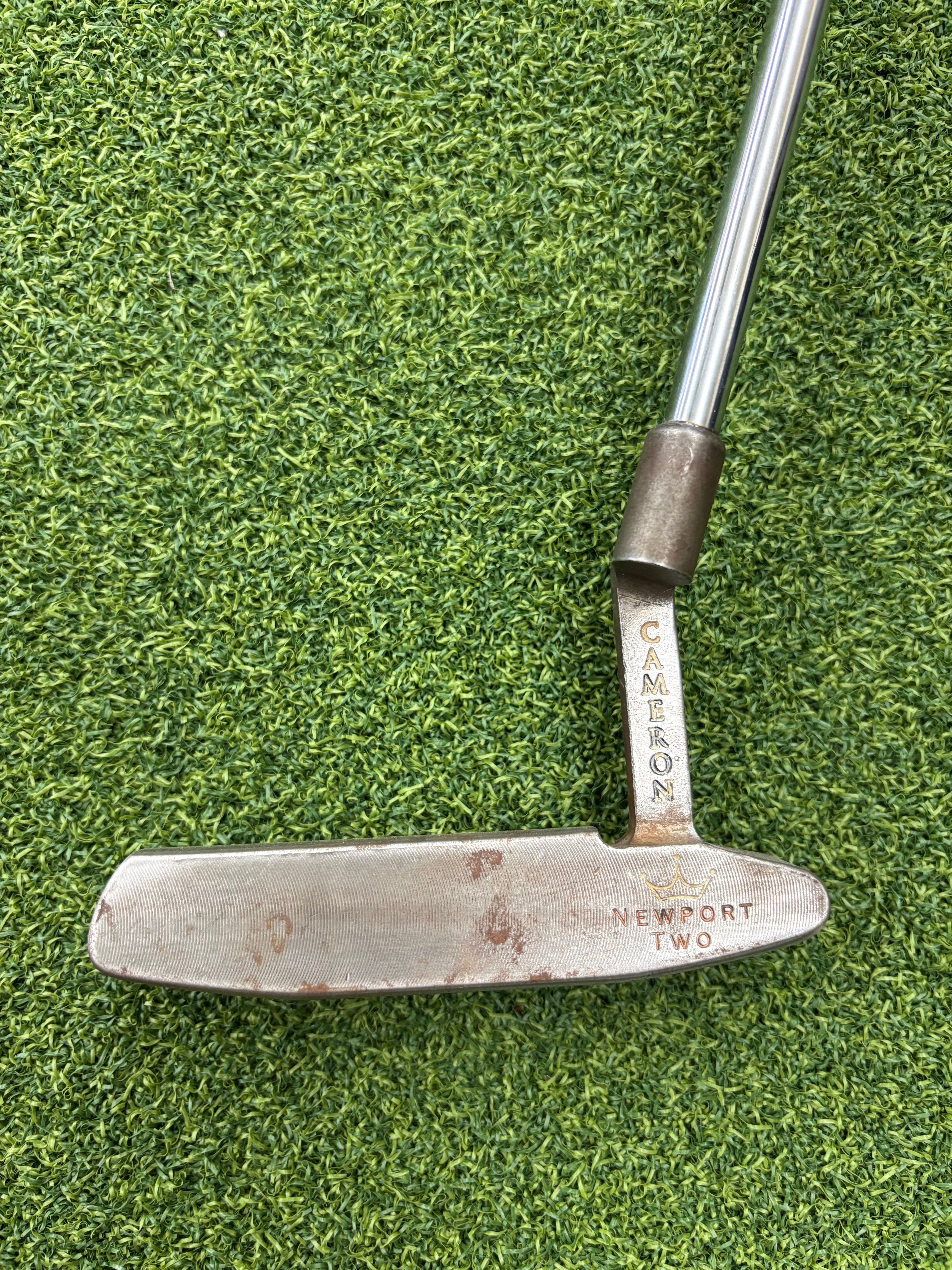 Scotty Cameron Oil Can Classics Newport 2 (O40) | The Putter Library